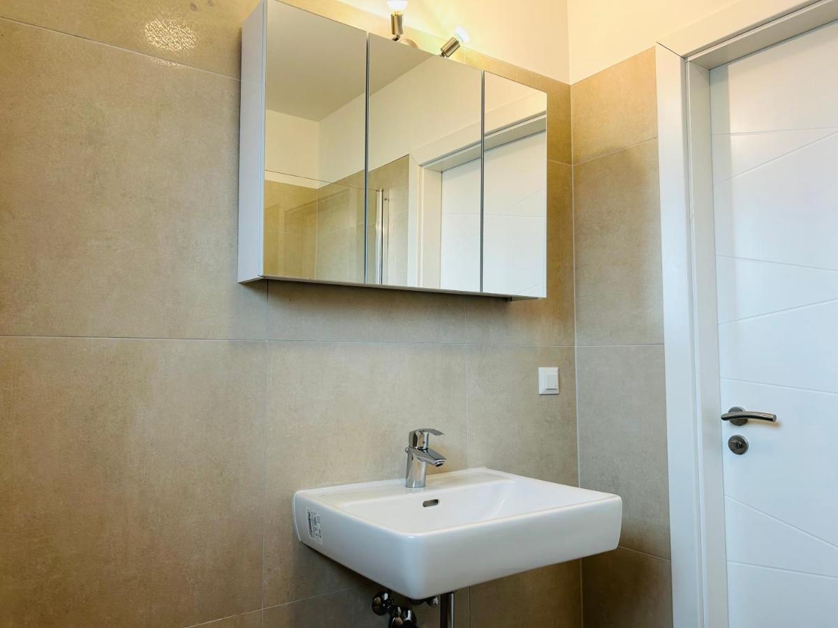 Garden - Free Parking - Modern Apartment Wien Ngoại thất bức ảnh